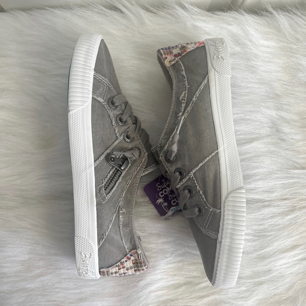 Blowfish Malibu Fruit Low Rise Sneakers - Picture 5 of 5